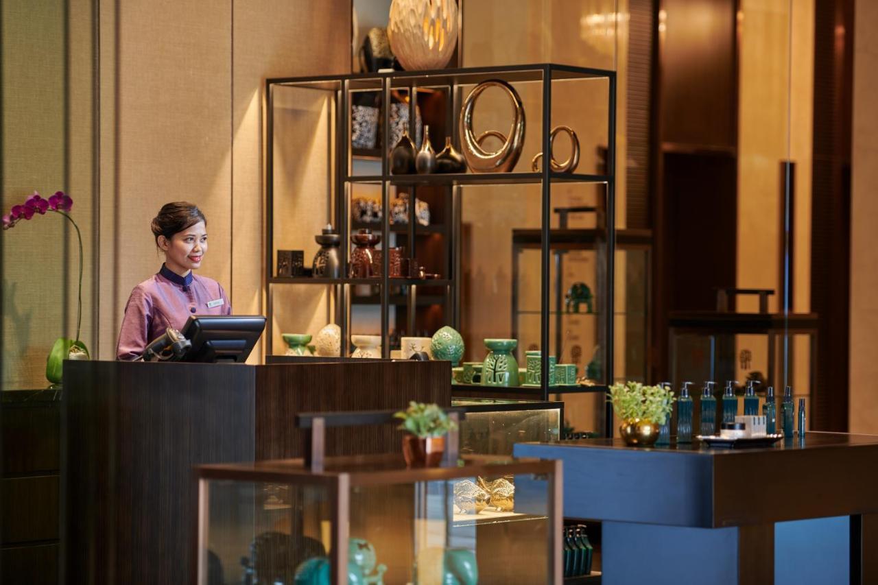 吉隆坡柏威年酒店 • 悦榕管理 外观 照片 The lobby of the hotel