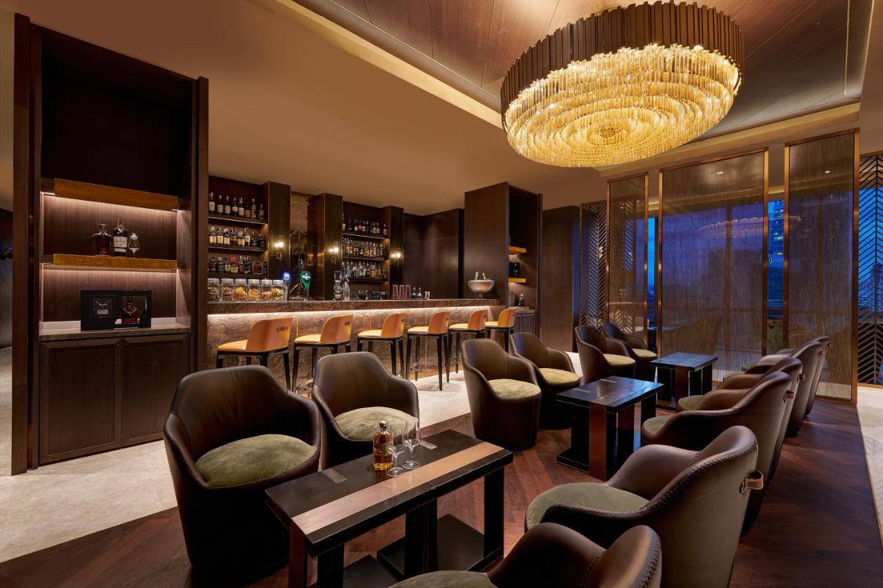 吉隆坡柏威年酒店 • 悦榕管理 外观 照片 The Lounge at the Westin Palace, Madrid